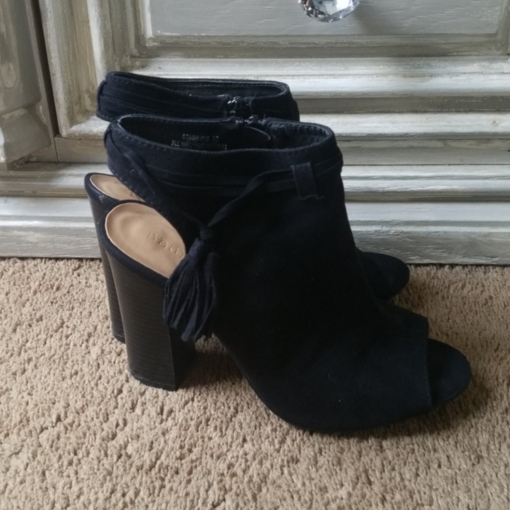 Black cute booties